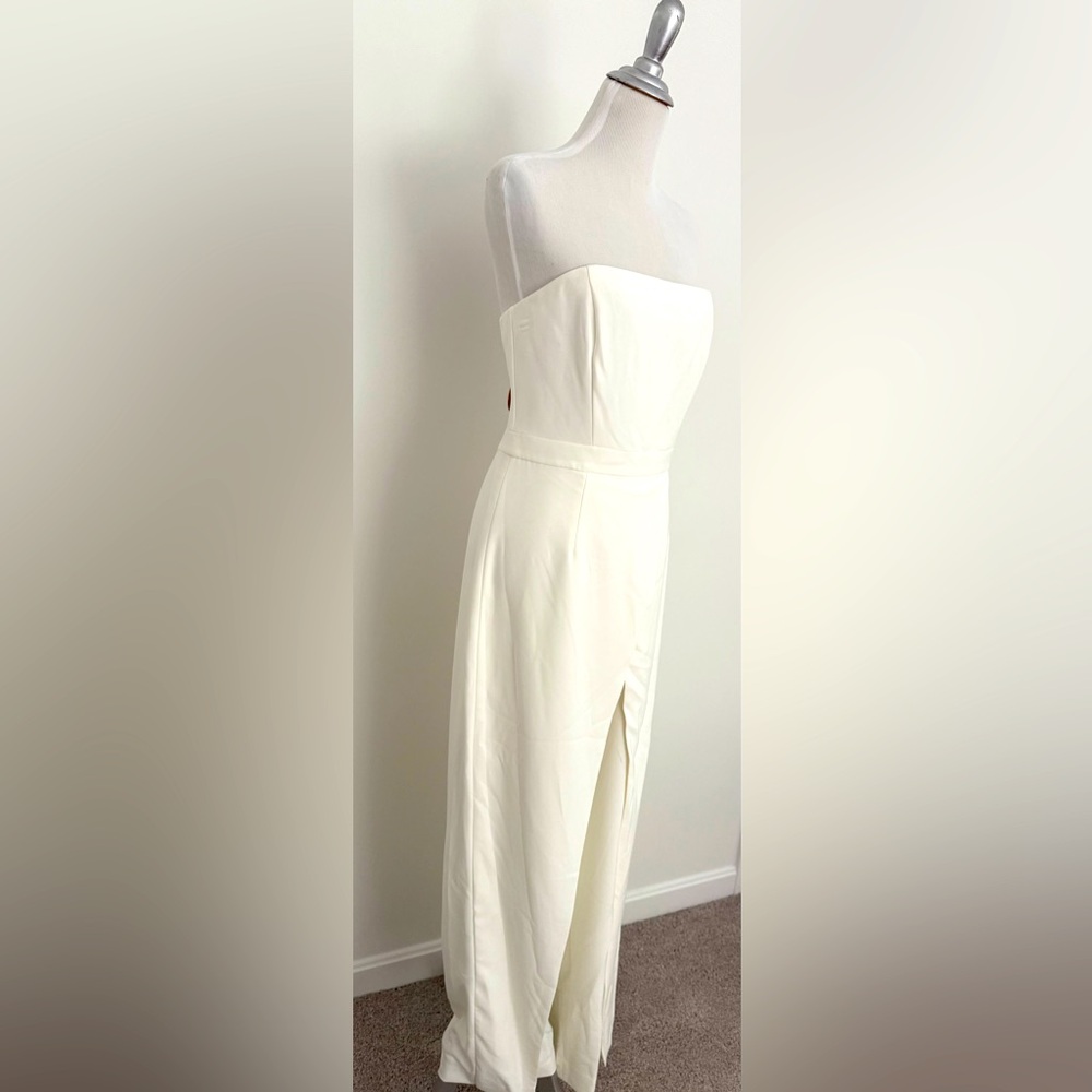 NEW w/ Tags White House Black Market Elegant Strapless Cream Jumpsuit Size 12 - Picture 2 of 4